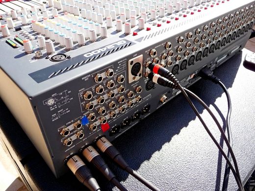 GL2400-16 JB sound mixing console 16 channels
